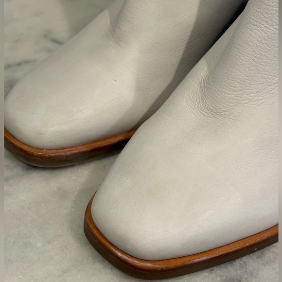 Silent D Naydo White Chelsea Boots - Picture 9 of 9